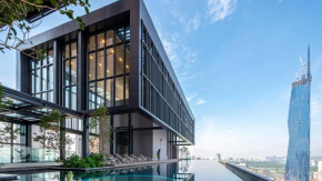 Luxury Apartment At Lucentia Residence